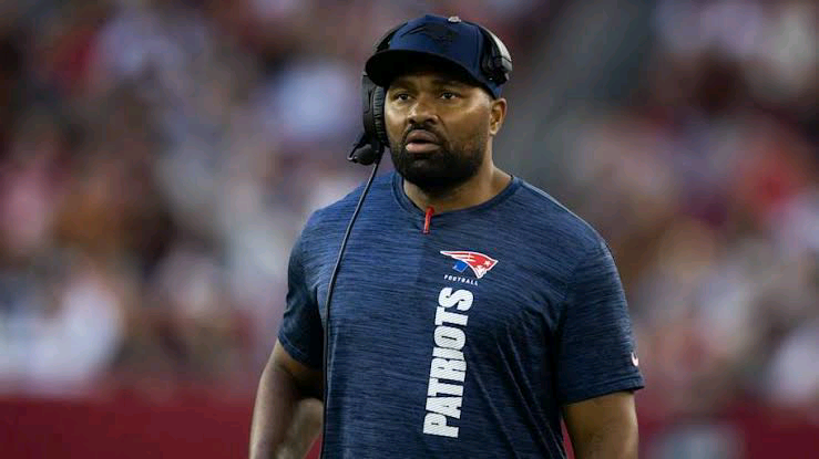 HERE WE GO : Steelers sign ex rival head coach Jerod Mayo.