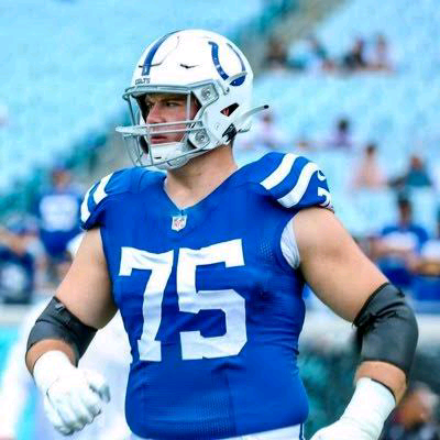 BREAKING NEWS : Chicago bears sign Indianapolis colt veteran guard Wills Fries after loosing out on kansas city chiefs guard Trey Smith in free agency.